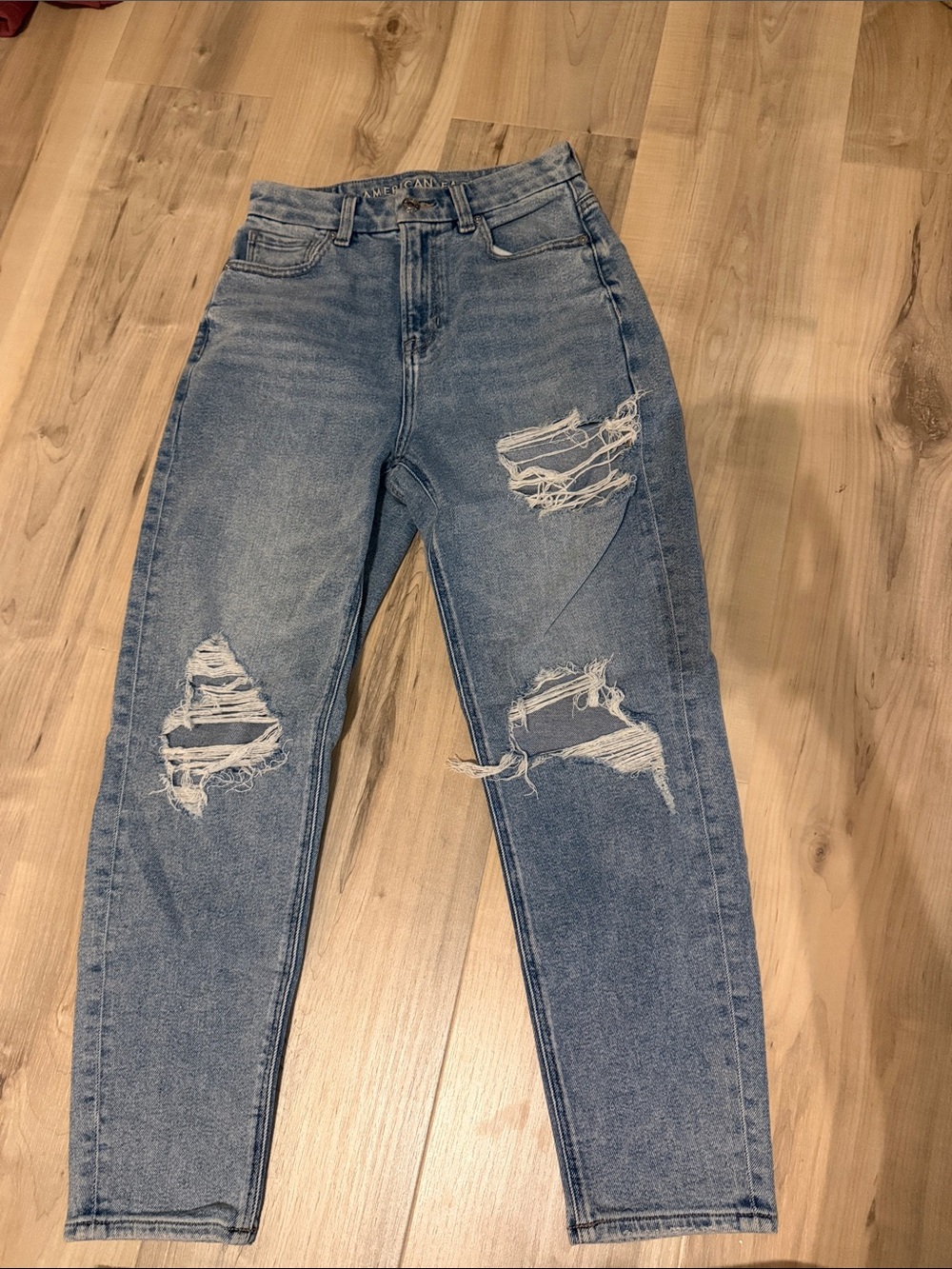 size 2 short high rise baggy light wash ripped jeans